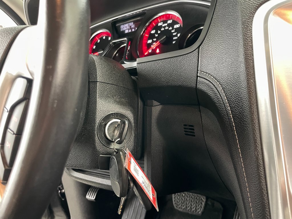 Used 2016 GMC Acadia SLT w/ Open Road Package image 31