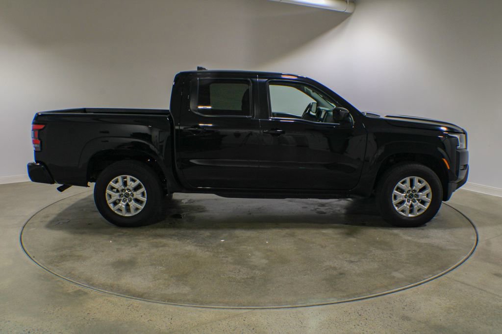 Used 2023 Nissan Frontier SV AWD/4WD image 6
