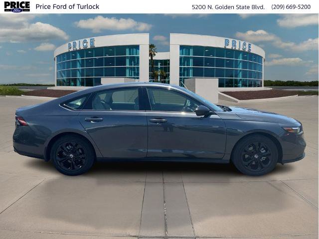 Used 2025 Honda Accord SE image 4