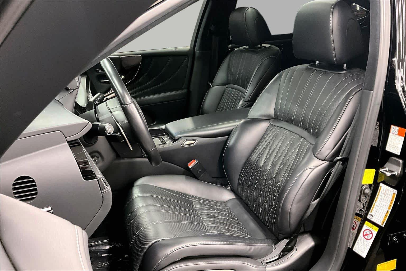 Used 2018 Lexus LS 500 w/ Luxury Package RWD image 7