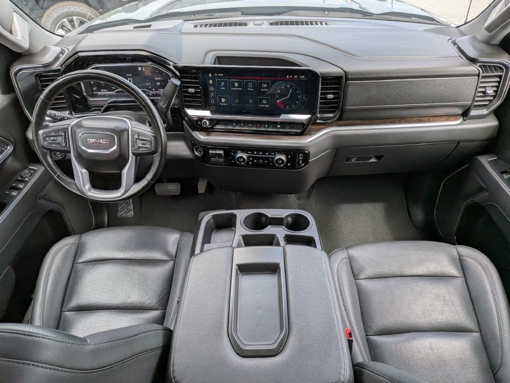 Used 2025 GMC Sierra 1500 SLT RWD image 14