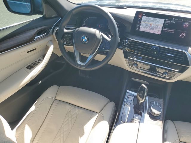 Used 2023 BMW 530i w/ Premium Package image 14