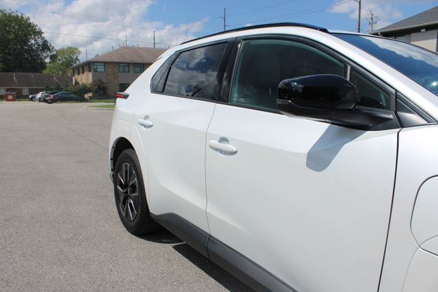 Used 2026 Subaru Solterra w/ Premium Convenience Package AWD/4WD image 46