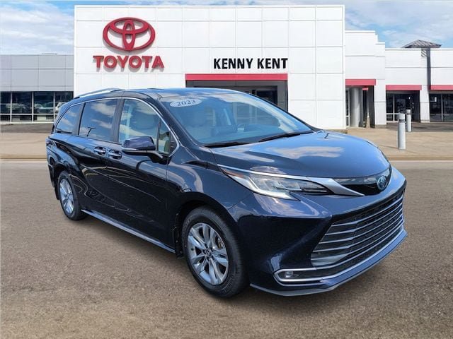 Certified 2023 Toyota Sienna Limited