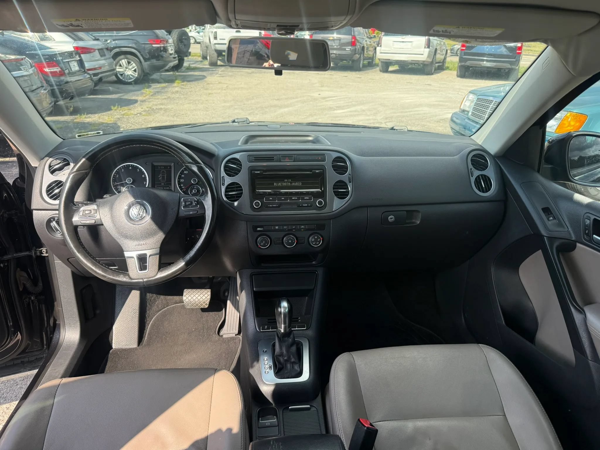 Used 2013 Volkswagen Tiguan S FWD image 18