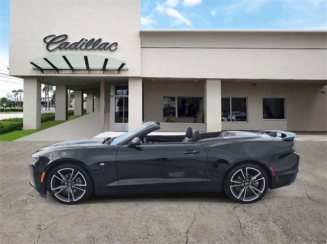 Used 2021 Chevrolet Camaro LT w/ RS Package image 3