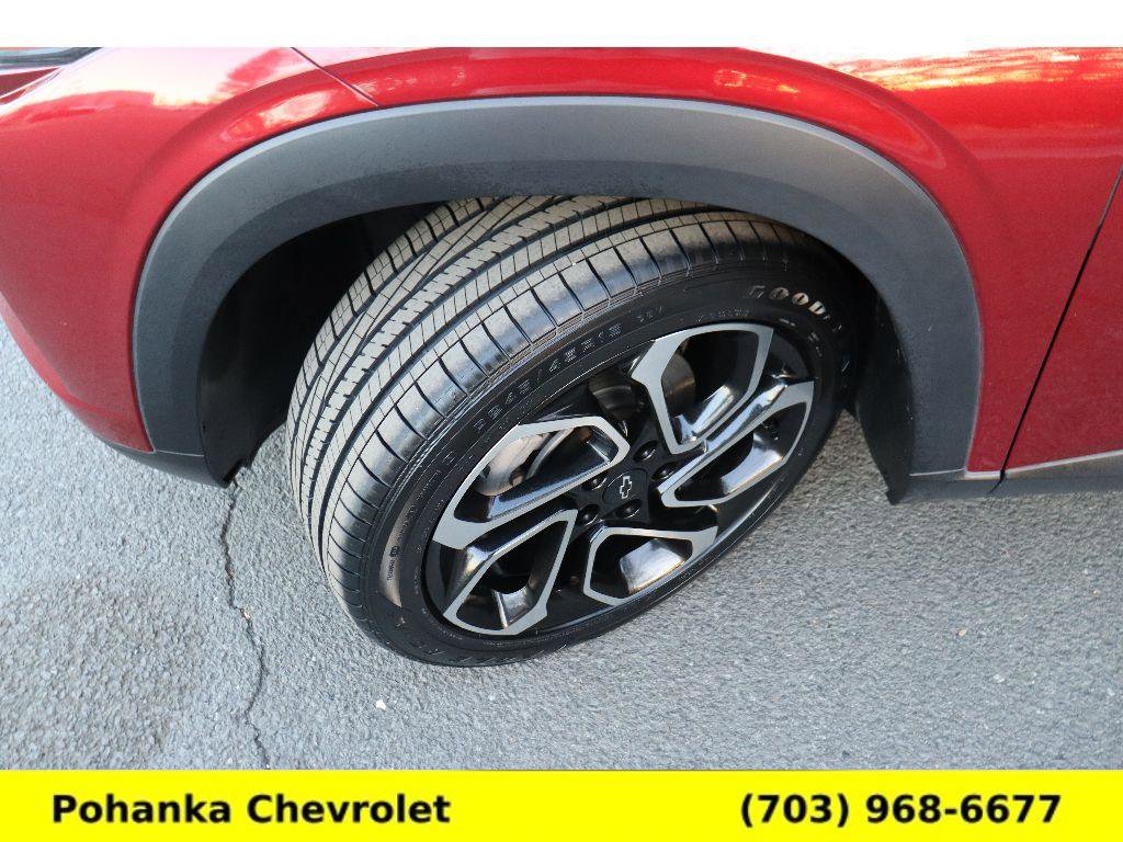 Used 2024 Chevrolet Trax RS w/ Sunroof Package image 30