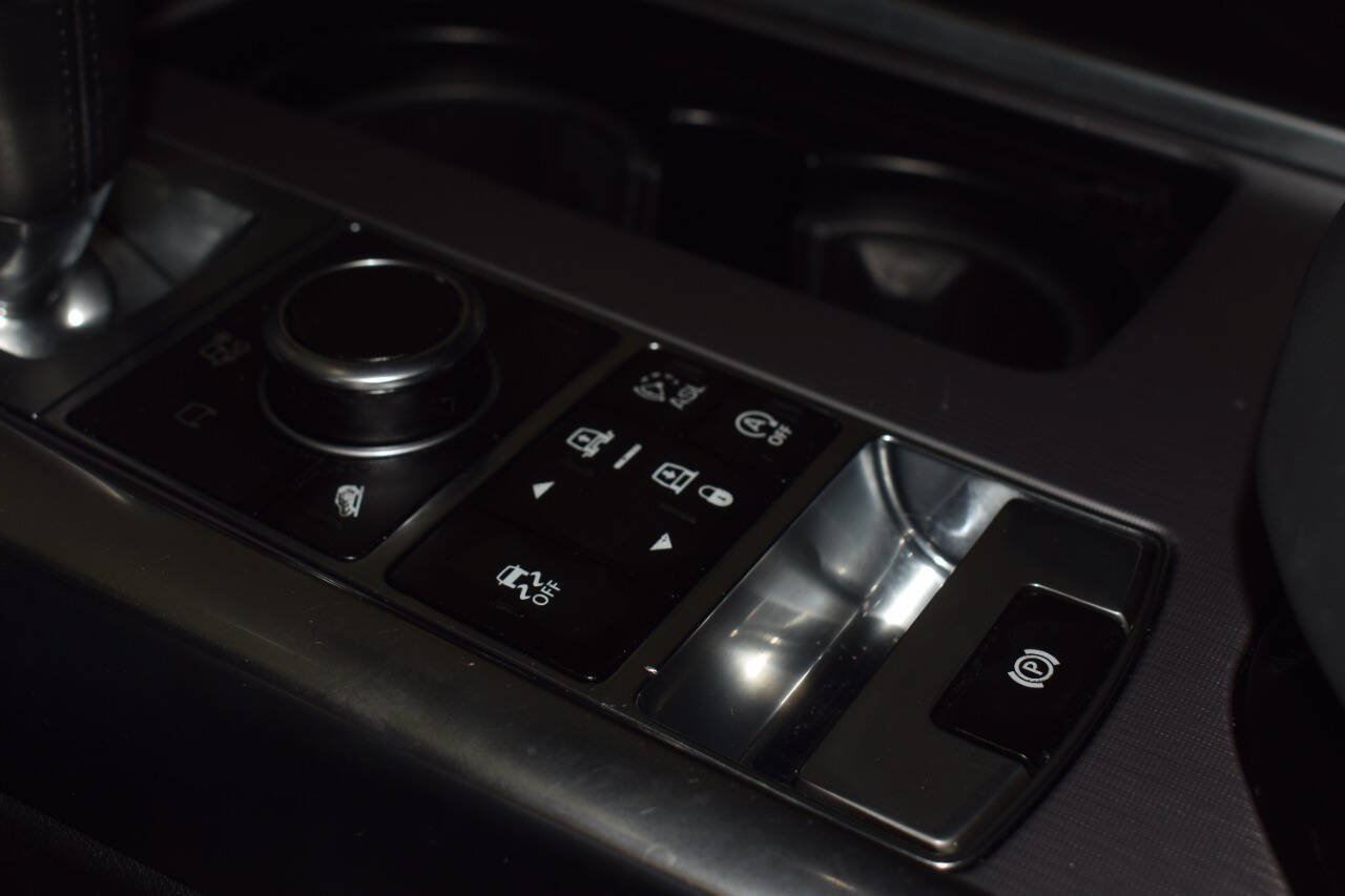 Used 2015 Land Rover Range Rover Sport HSE AWD/4WD image 36