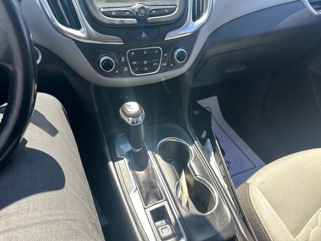 Used 2018 Chevrolet Equinox LT FWD image 27