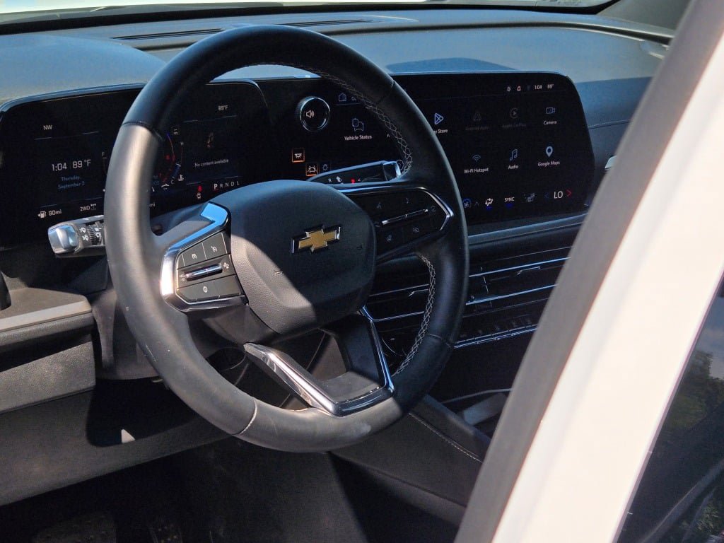 Used 2026 Chevrolet Traverse LT AWD/4WD image 22