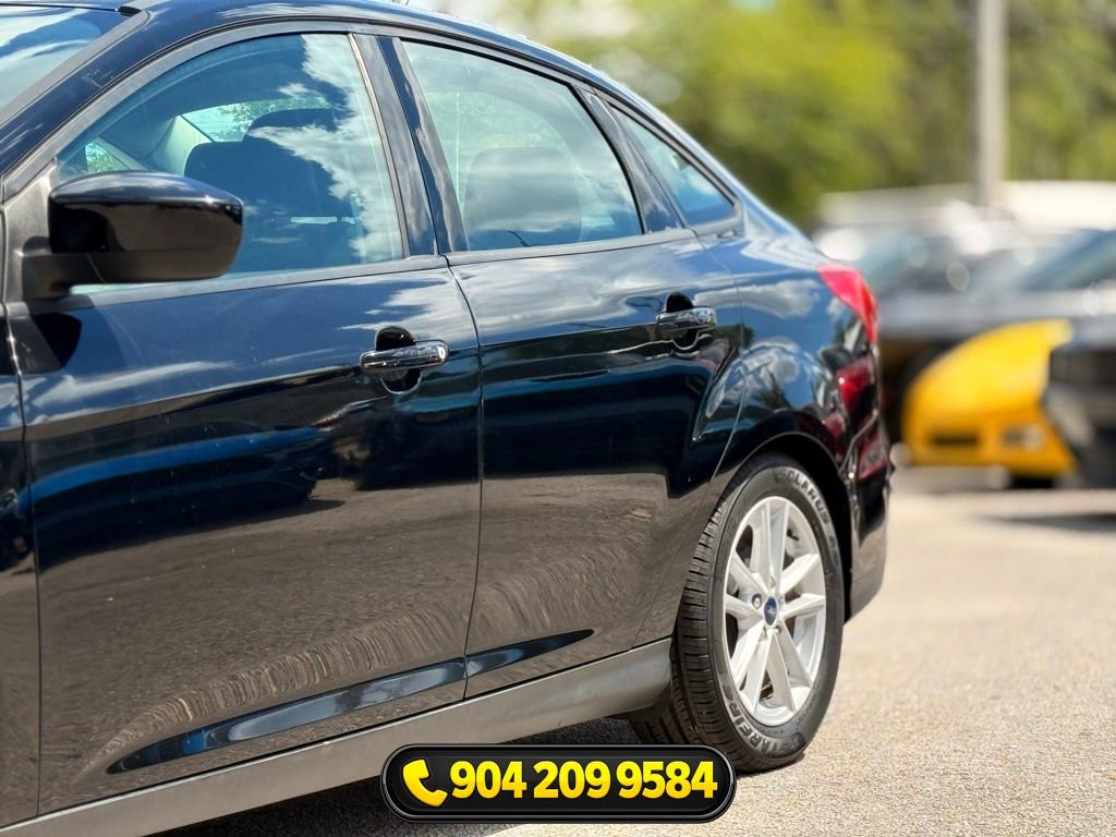 Used 2018 Ford Focus SE FWD image 5