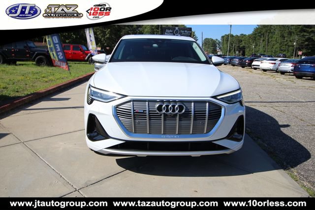 Used 2022 Audi e-tron Premium Plus w/ Premium Plus Package AWD/4WD image 2