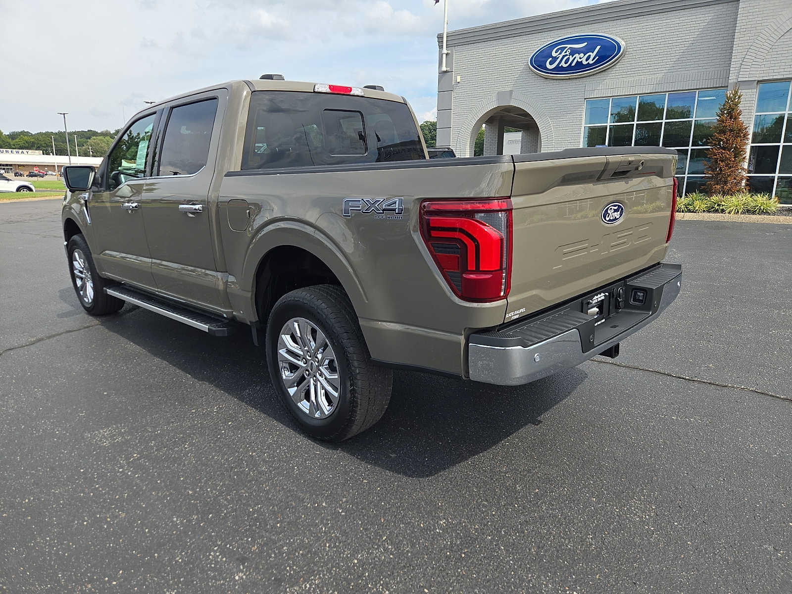 New 2026 Ford F150 Lariat w/ Equipment Group 501A Mid AWD/4WD image 5