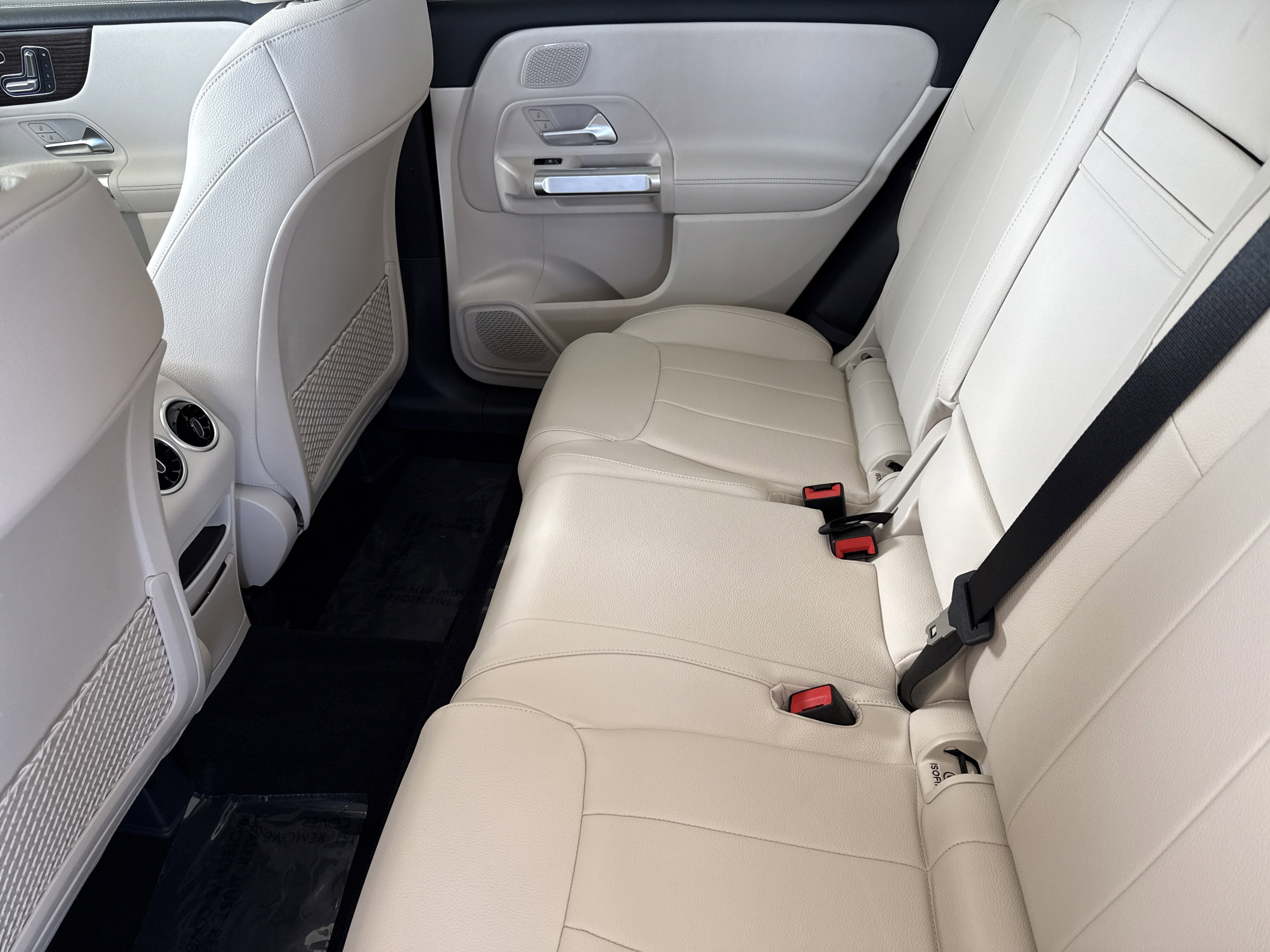 New 2026 Mercedes-Benz GLB 250 image 34