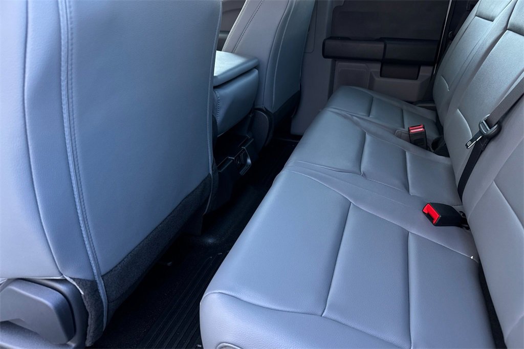 New 2026 Ford F350 XL w/ XL Chrome Package image 9