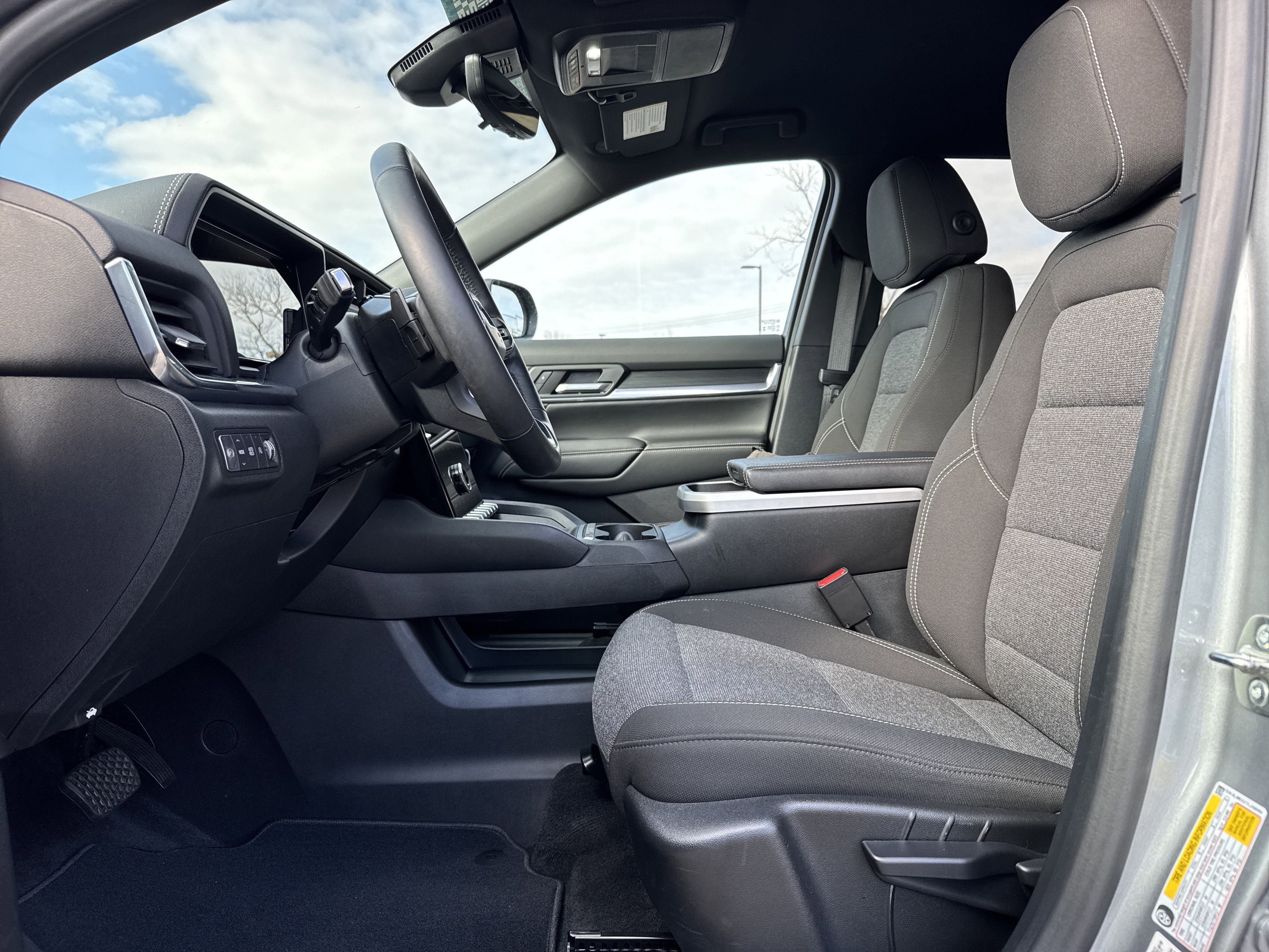 Used 2026 GMC Terrain Elevation w/ Technology Package II image 16