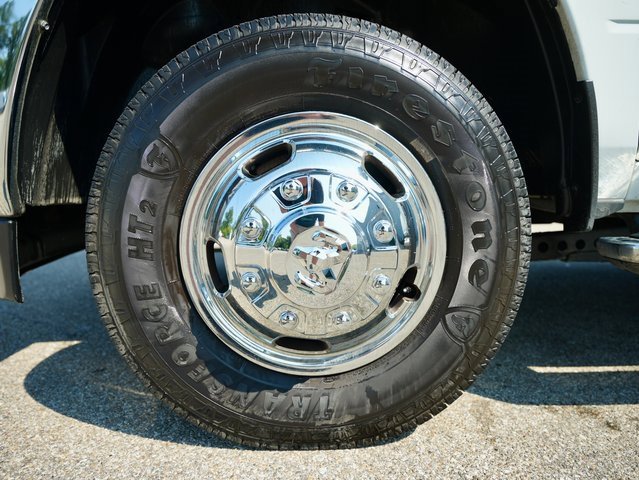 Used 2024 RAM 3500 Big Horn image 31