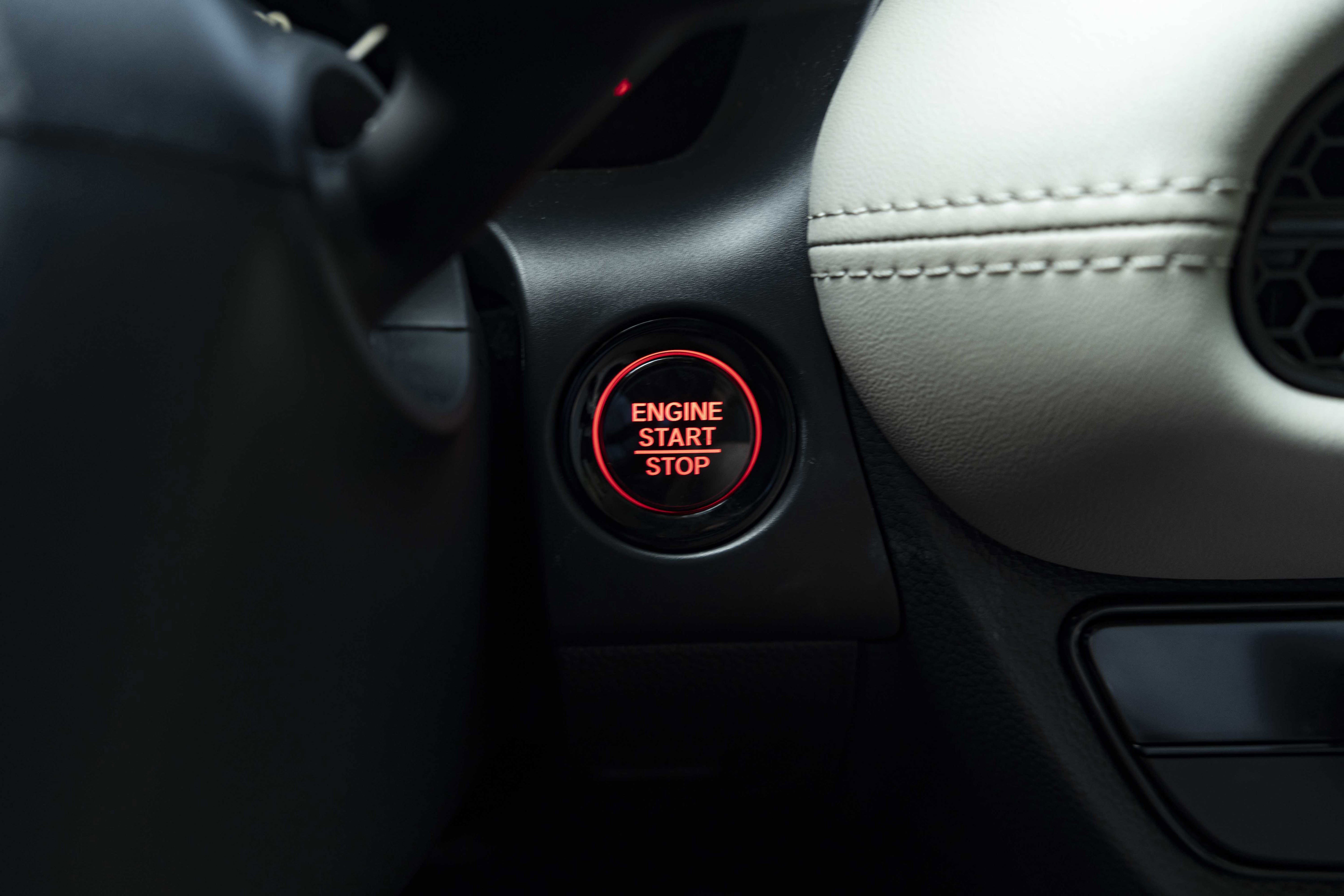 Certified 2026 Honda HR-V LX image 25