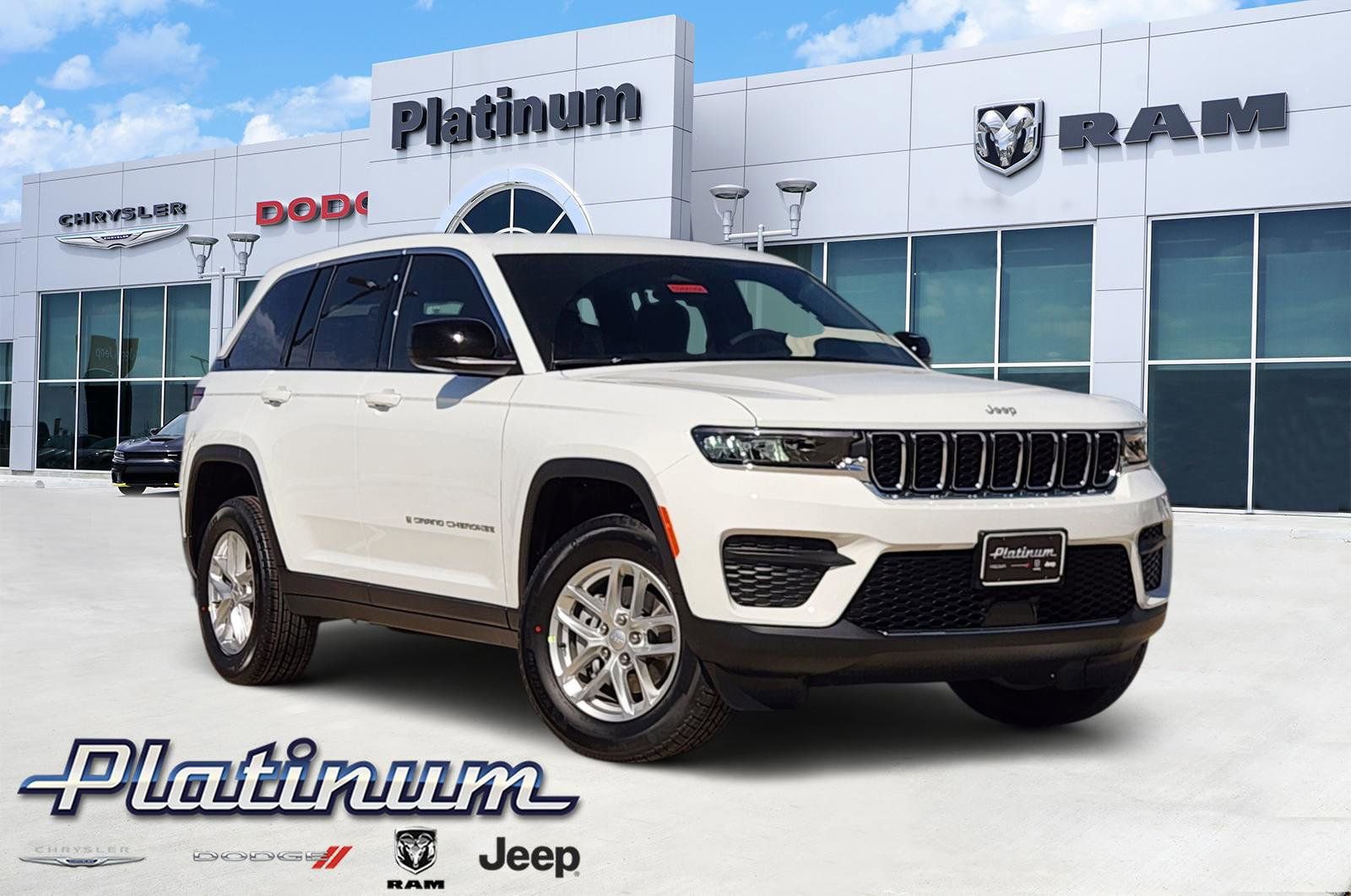 New 2026 Jeep Grand Cherokee Laredo
