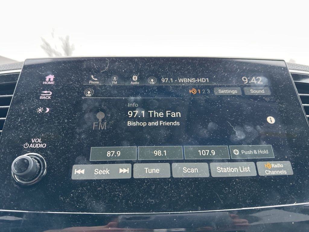 Used 2020 Honda Pilot EX image 24