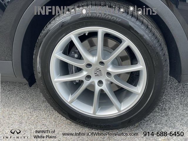 Used 2024 Porsche Cayenne AWD/4WD image 28