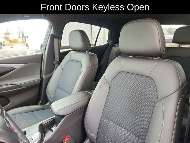 Used 2024 Buick Envista Preferred w/ Convenience I Package image 22