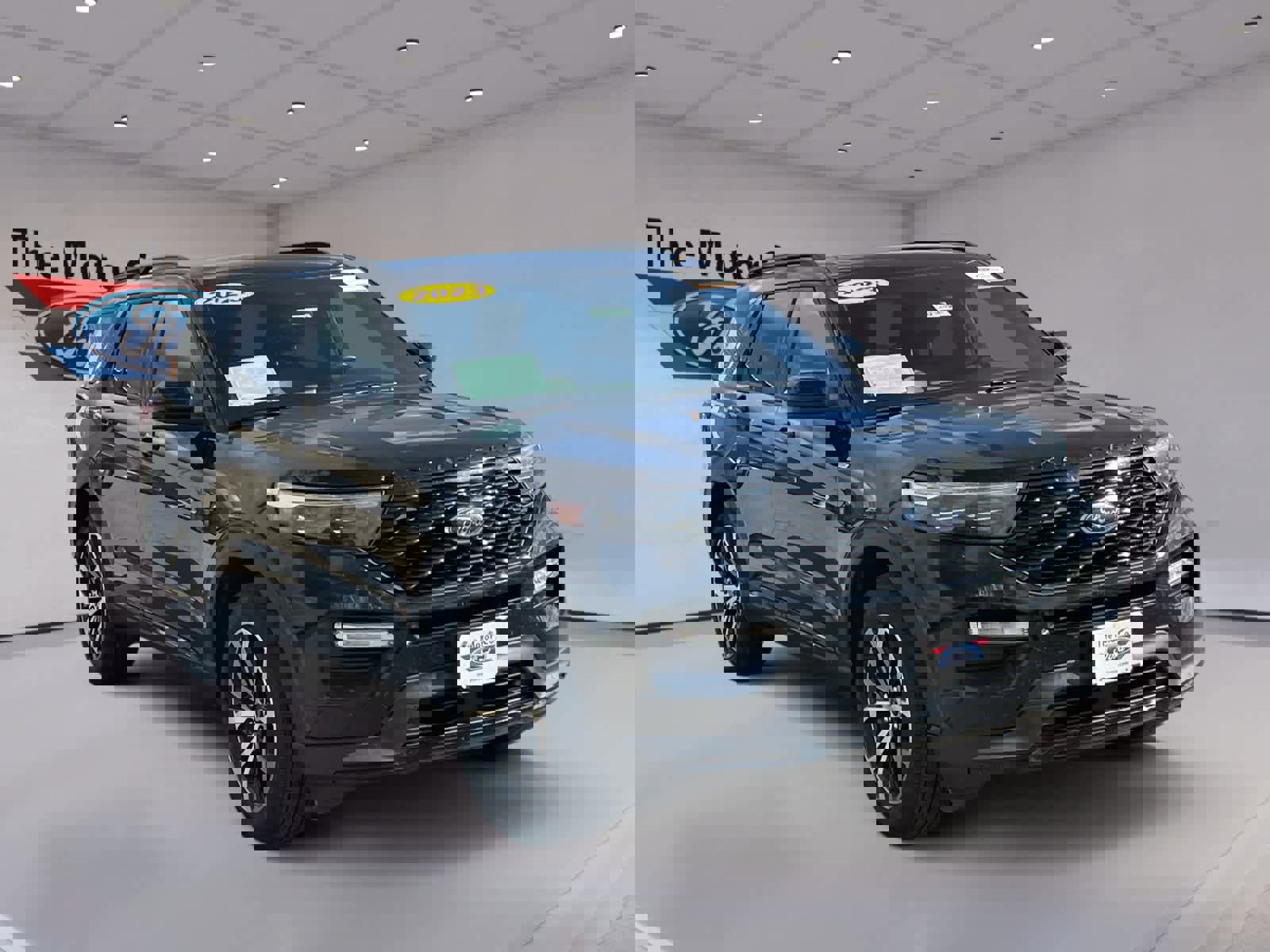 Certified 2023 Ford Explorer ST-Line w/ Class IV Trailer Tow Package image 3