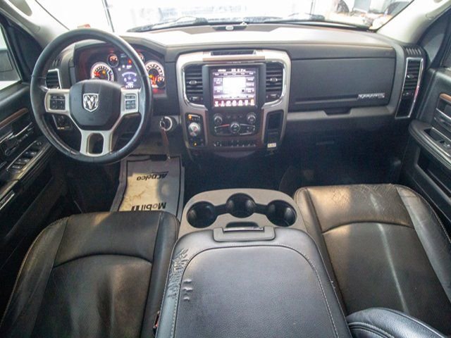 Used 2016 RAM 1500 Laramie image 12