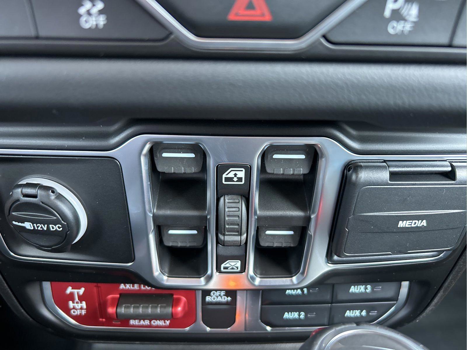New 2026 Jeep Gladiator Mojave image 29