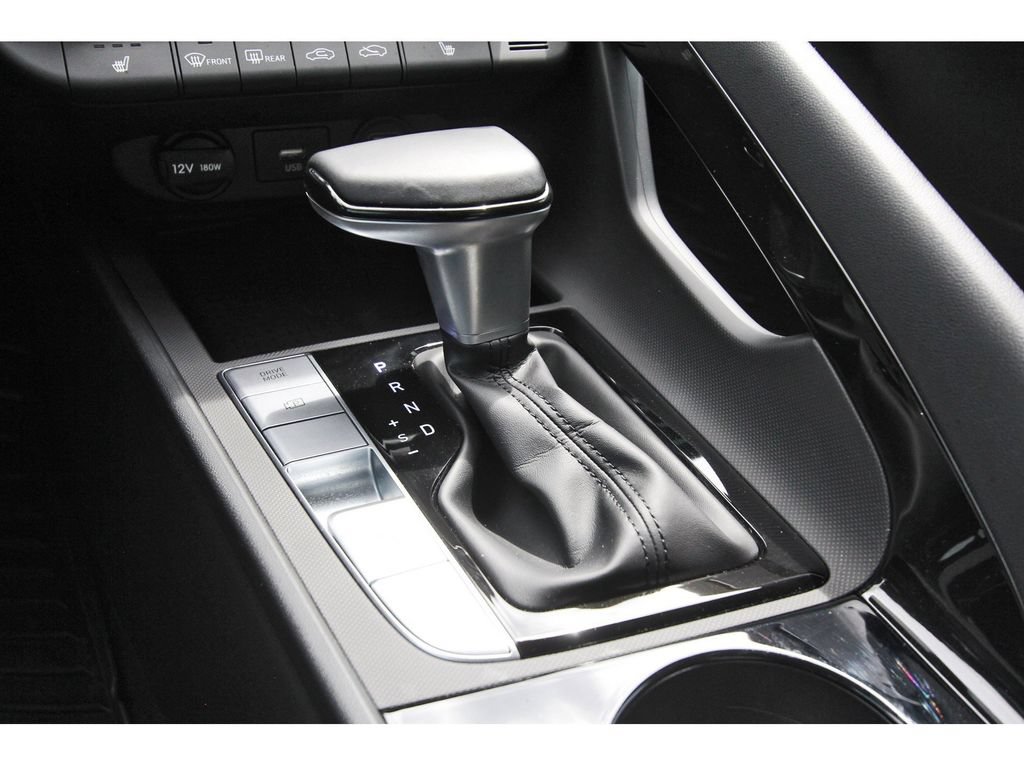 Certified 2022 Hyundai Elantra SEL w/ Convenience + Premium Package FWD image 30