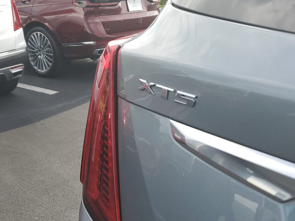 Certified 2024 Cadillac XT5 Premium Luxury w/ Technology Package AWD/4WD image 30
