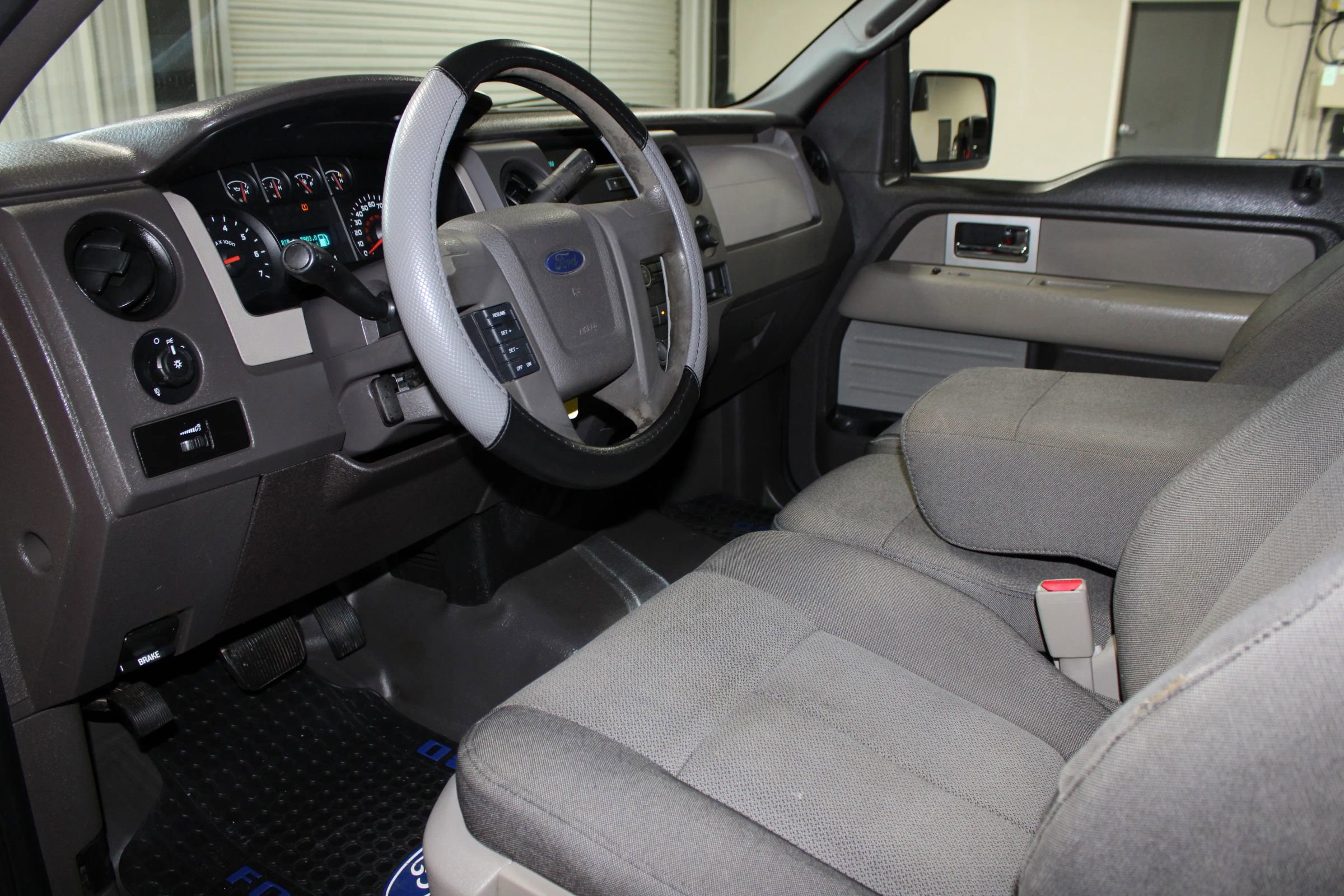 Used 2010 Ford F150 STX image 14