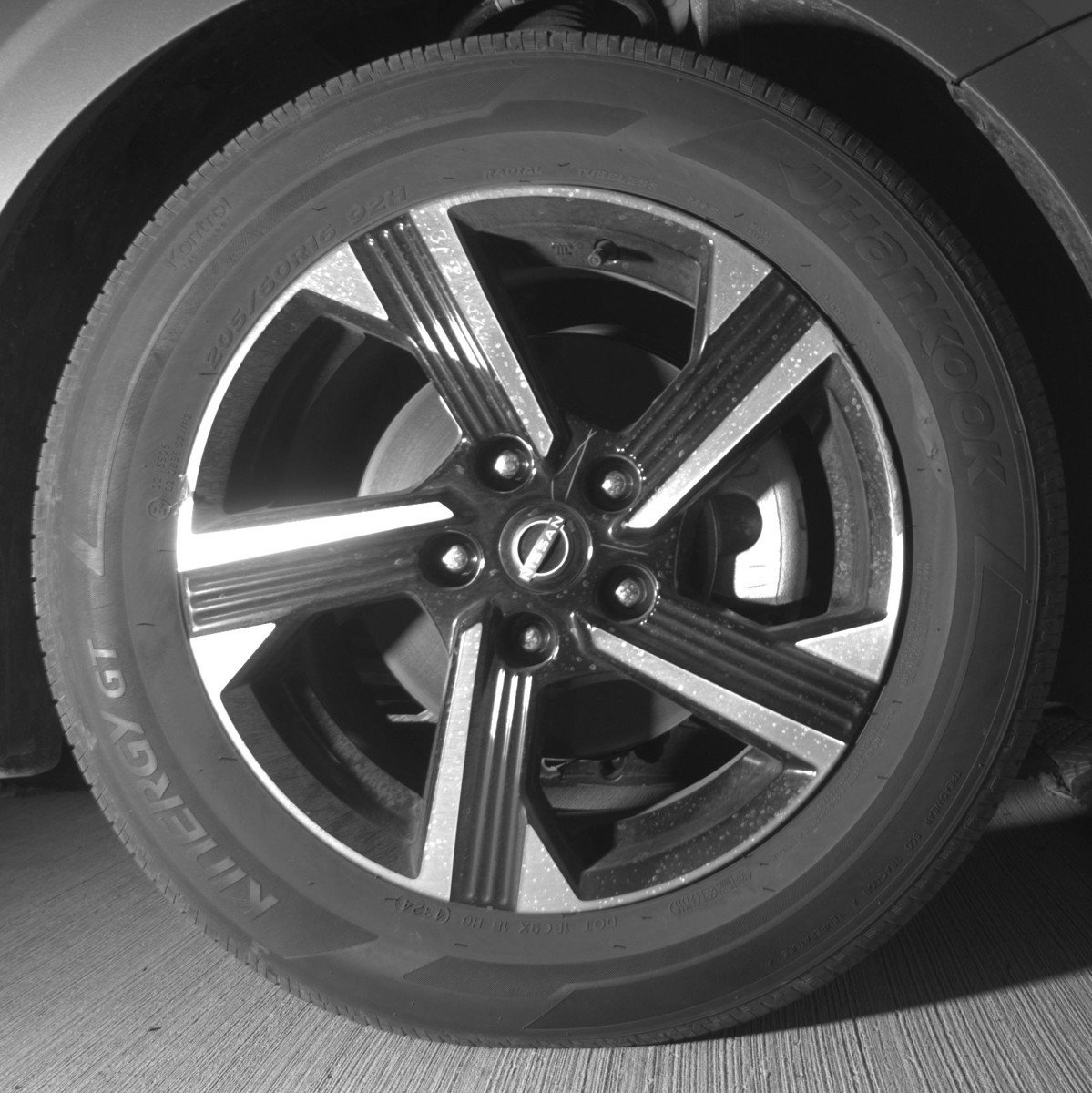 Used 2025 Nissan Sentra SV FWD image 13