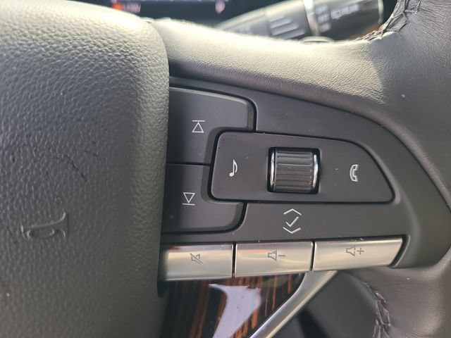 Used 2023 Cadillac Escalade Premium Luxury w/ Performance Package RWD image 30