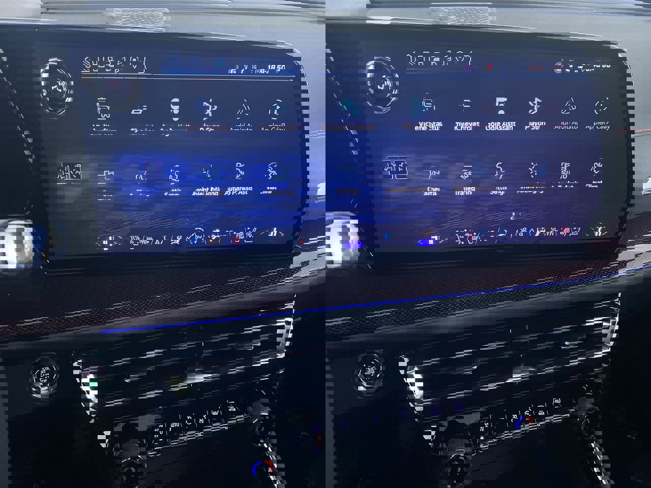 New 2026 Chevrolet Traverse RS w/ LPO, Floor Liner Package image 5