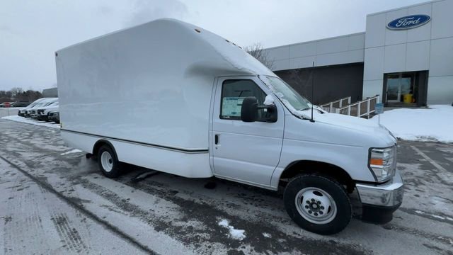 New 2026 Ford E-350 and Econoline 350 Super Duty w/ Power Equipment Group image 8