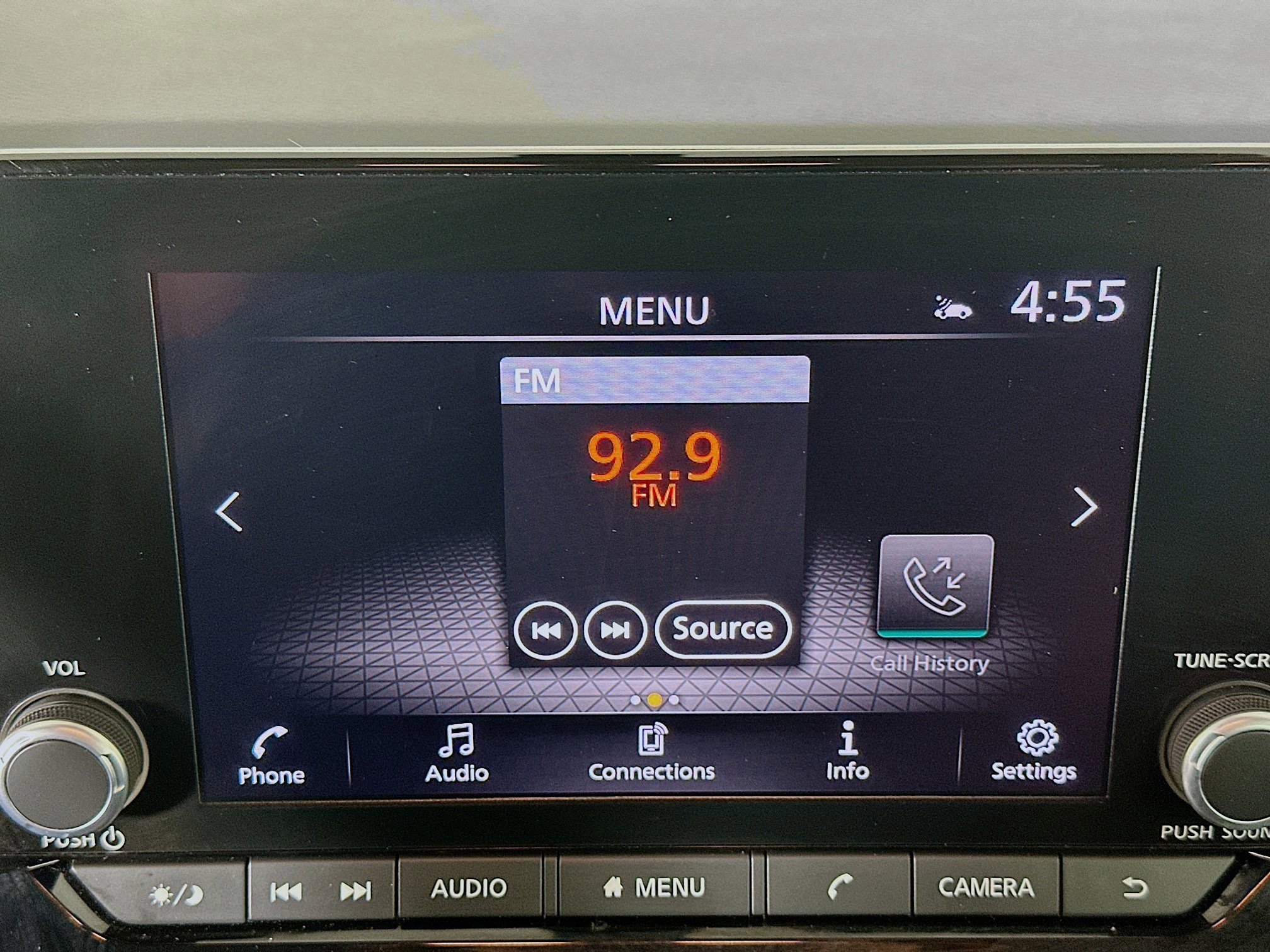 Used 2025 Nissan Pathfinder SV image 21