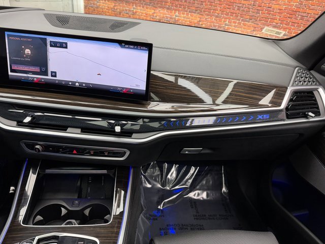 Certified 2024 BMW X5 xDrive40i w/ Premium Package image 17