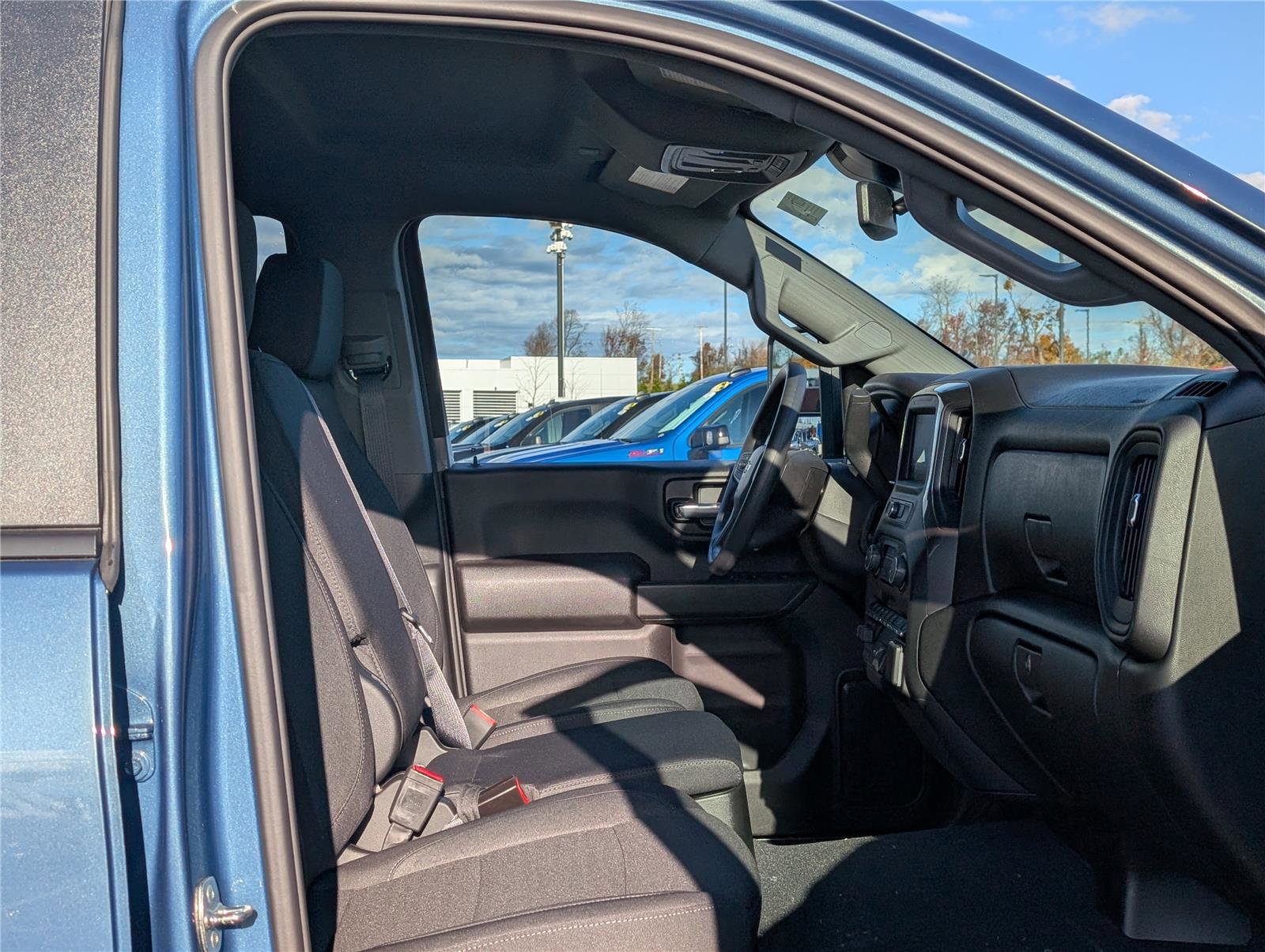 New 2026 Chevrolet Silverado 2500 Custom image 9