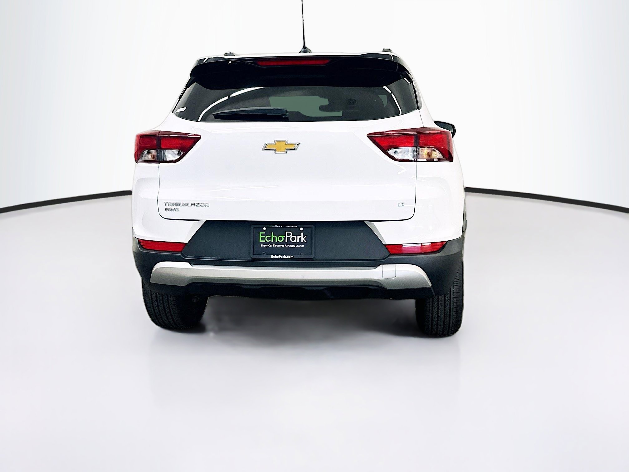 Used 2025 Chevrolet TrailBlazer LT AWD/4WD image 7