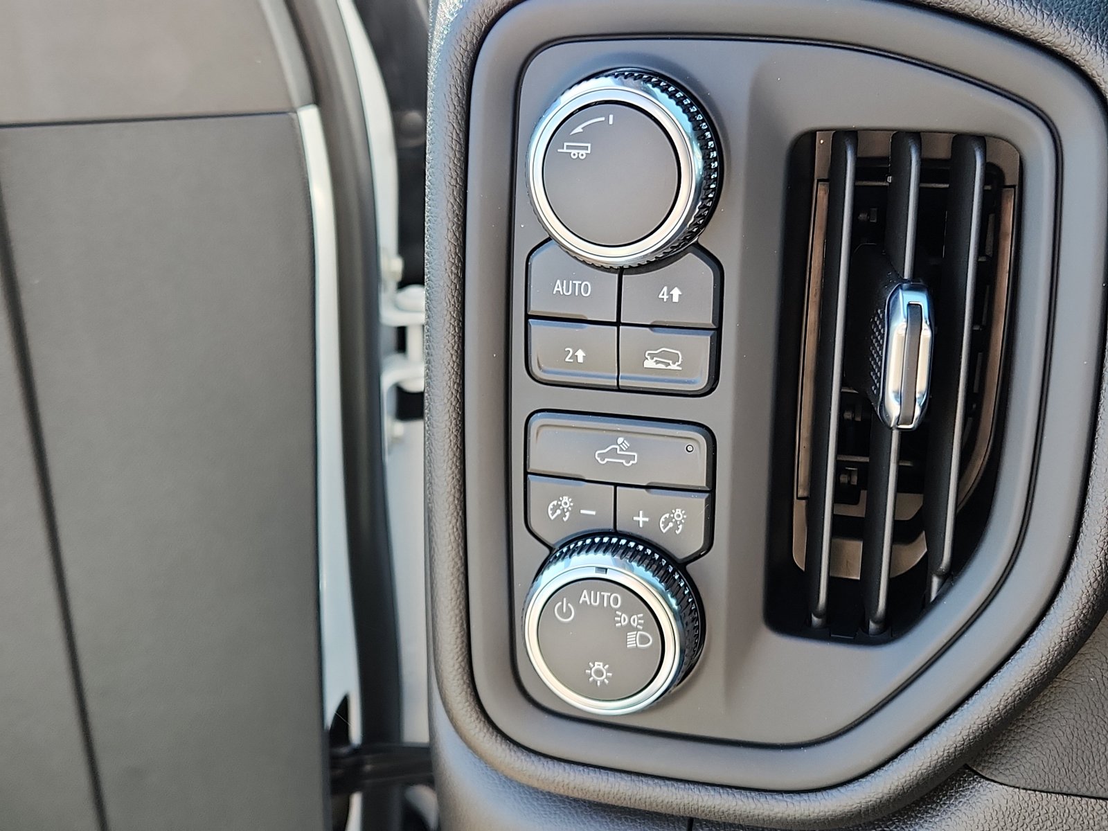 New 2026 GMC Sierra 1500 Pro w/ Pro Value Package image 16