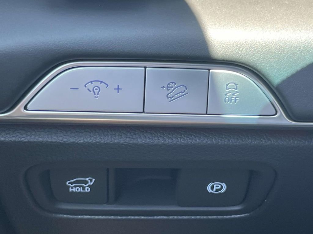 New 2025 Genesis GV80 2.5T Advanced image 19