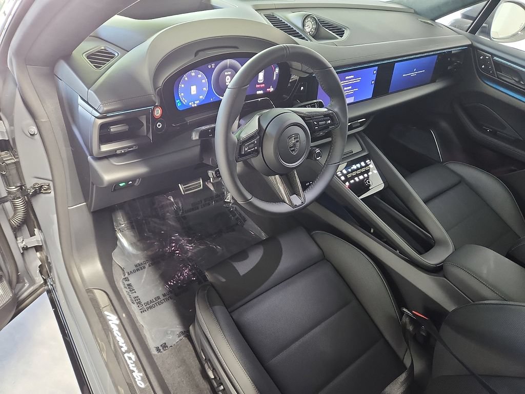 New 2026 Porsche Macan Turbo Electric AWD/4WD image 4