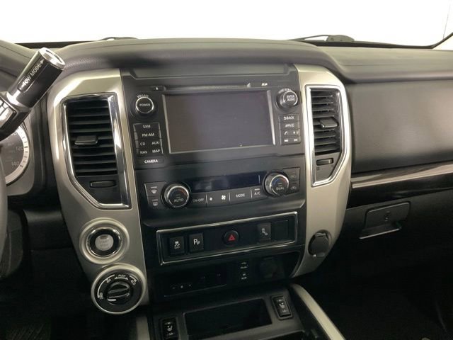Used 2018 Nissan Titan SV w/ SV Convenience Package image 15