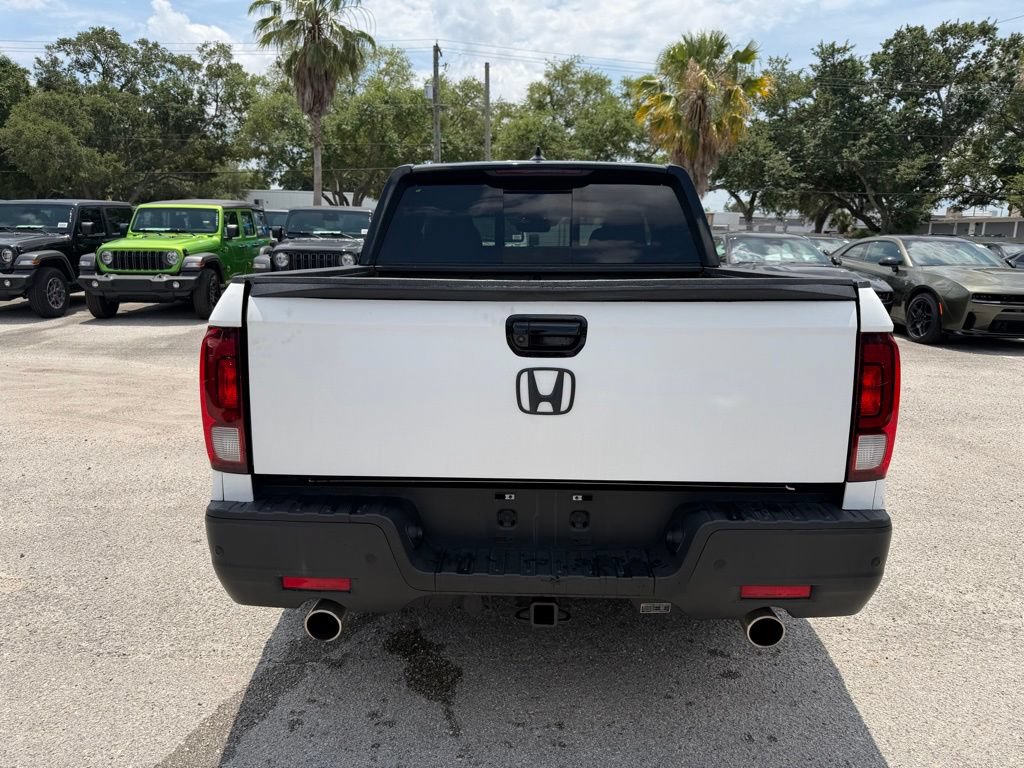 Used 2021 Honda Ridgeline Black Edition image 5