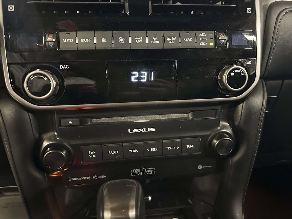 Used 2022 Lexus GX 460 Premium w/ Premium Plus Package AWD/4WD image 29