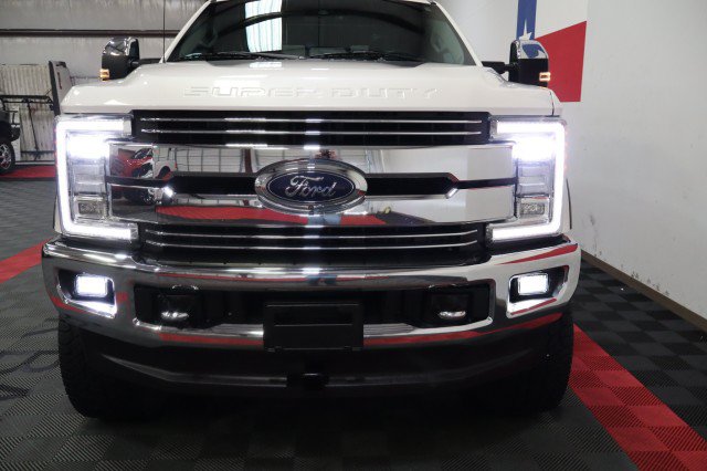 Used 2017 Ford F350 Lariat w/ Lariat Ultimate Package AWD/4WD image 22