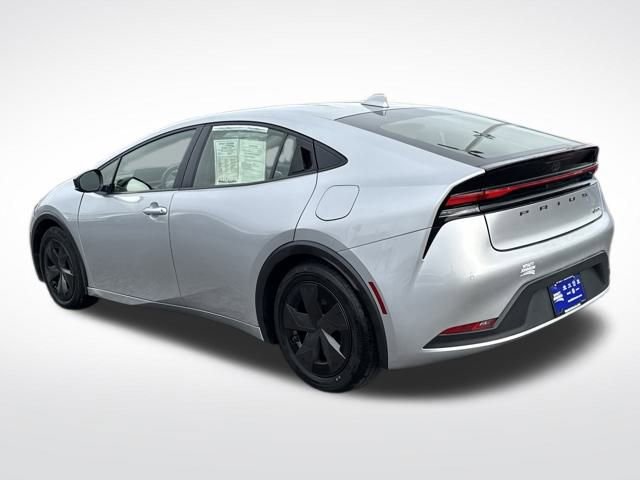 Used 2024 Toyota Prius Limited image 3