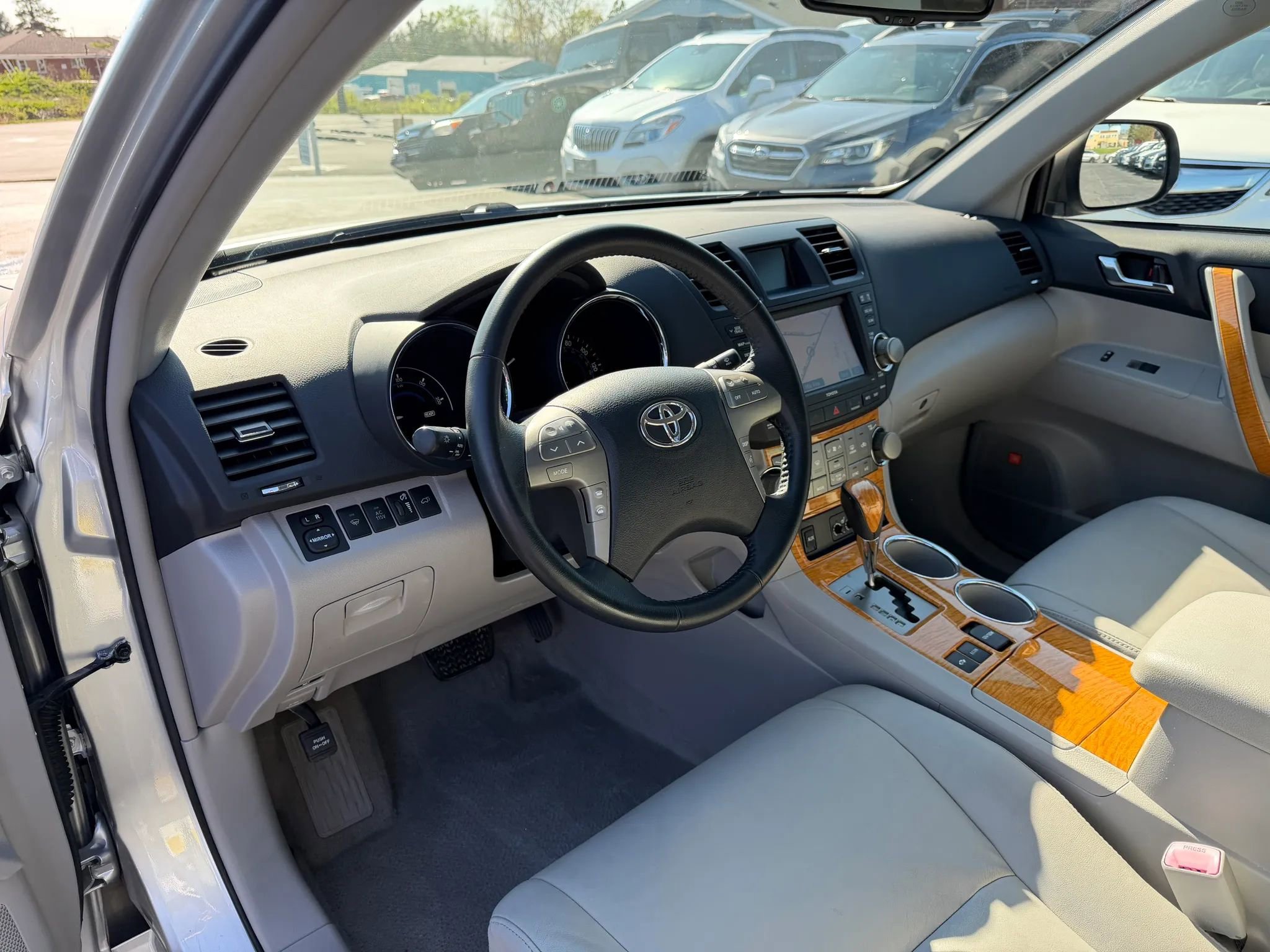 Used 2008 Toyota Highlander Limited AWD/4WD image 10