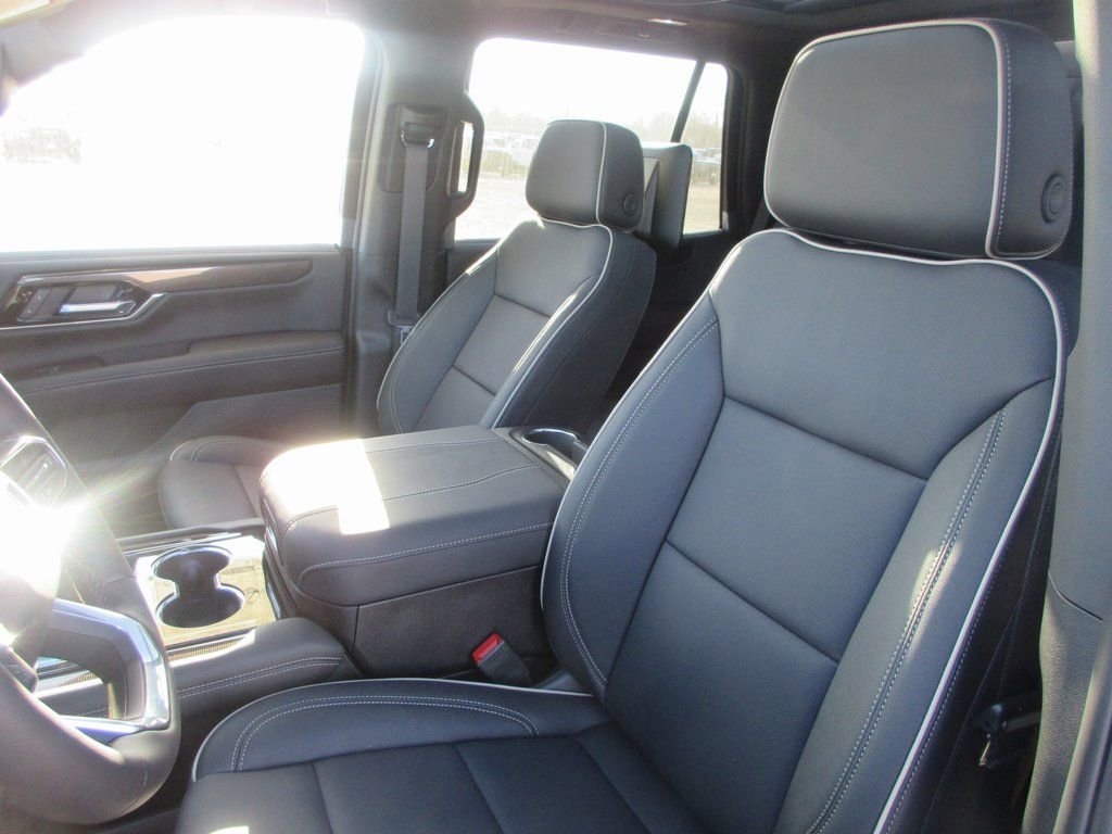 New 2026 GMC Yukon Elevation w/ Elevation Premium Package image 13